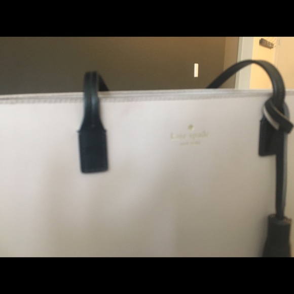 Kate Spade two toned purse - Picture 5 of 8